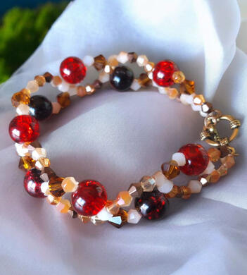 Cherry&Candy beaded bracelet Handmade Cherry&Candy beaded bracelet from the Road Talismans collection in cherry red and warm gold tones